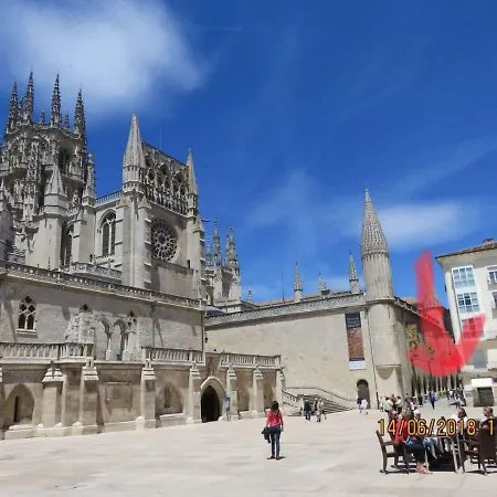 Vut Plaza De La Catedral Apartment *